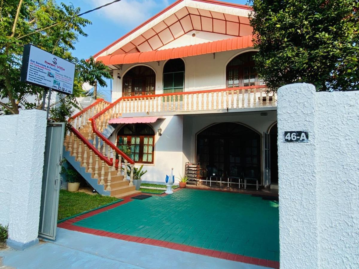 Swan Villa Negombo Exterior photo